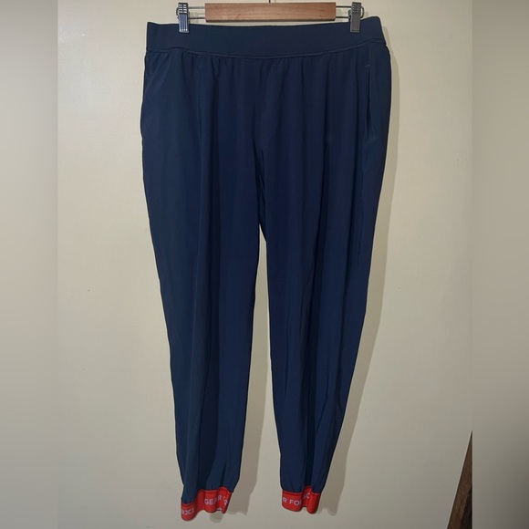 COTOPAXI Ara Jogger Pants Grey Red Comfy Sporty XL - Picture 3 of 6
